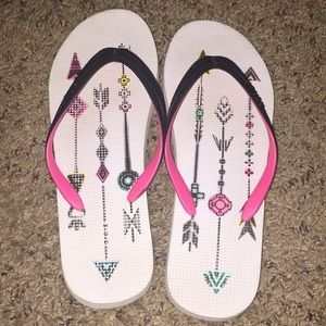 Women’s Aeropostale sandals